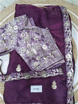 Saree · Wine