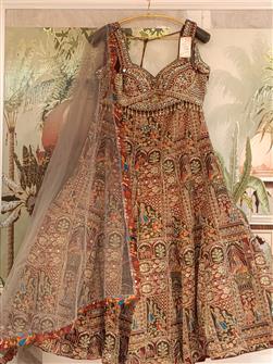 Dress · Wine