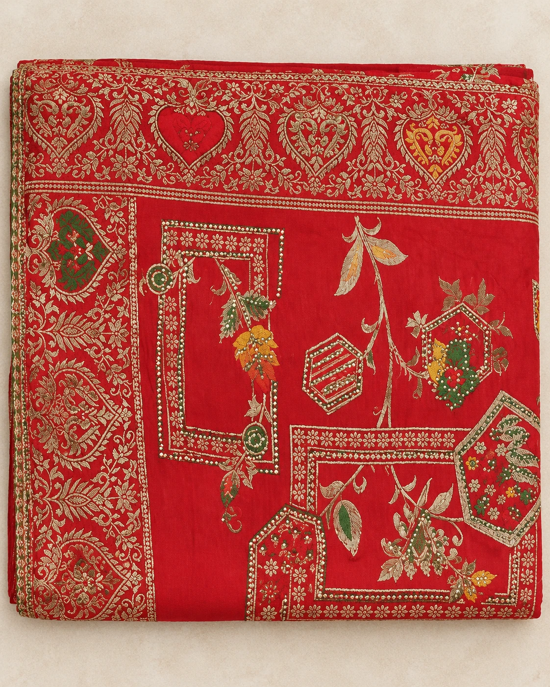 Red with colourful panels — Clean catalogue view